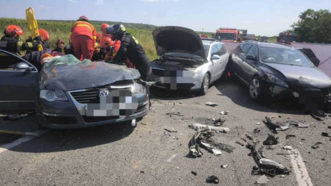 Accident grav pe DN 19 în Bihor: patru victime duse la spital