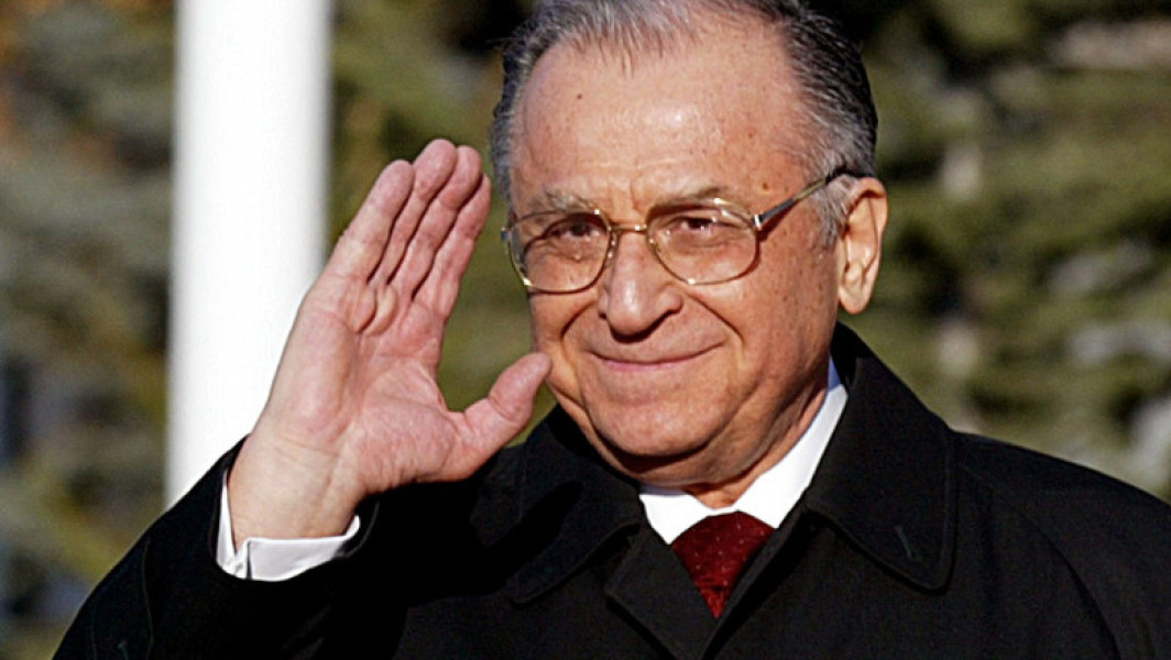 Ion Iliescu, fostul președinte al României, internat recent la Spitalul Clinic de Urgență "Dr. Agrippa Ionescu", a făcut o analiză a situației politice din țară, afirmând că în România nu există un suveranism justificat, ci doar o variantă populistă. Potrivit lui, suveranismul actual este o reacție negativă și resentimentară față de clasa politică și nu reprezintă o strategie solidă pentru stat.