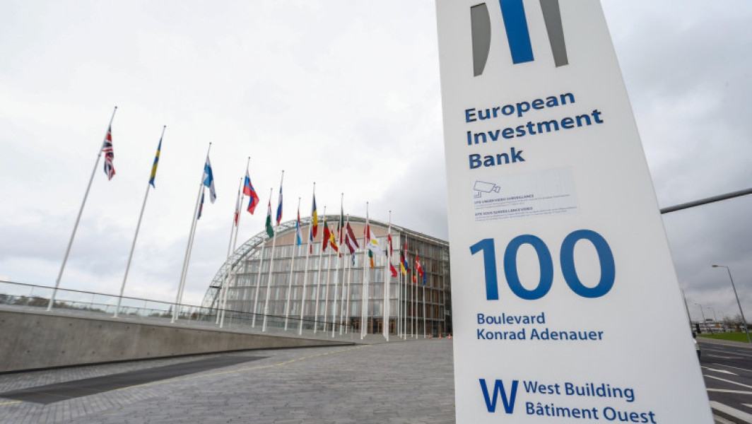 Guvernele UE vor să mărească finanțarea pentru Banca Europeană de Investiții și industria apărării
