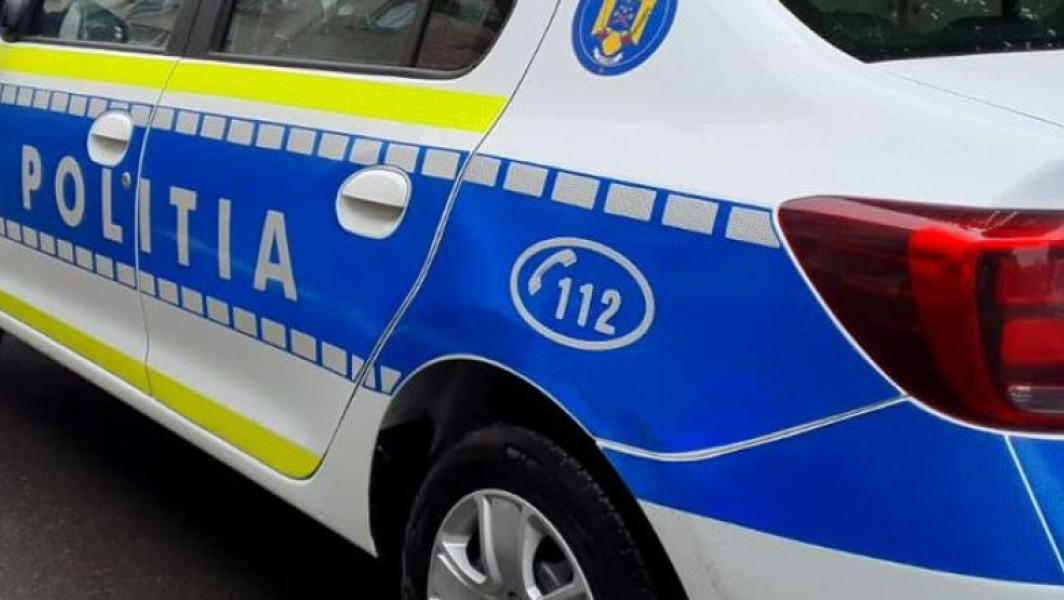 Bărbat găsit mort într-un autoturism care nu-i aparținea. Polițiștii încă nu i-au aflat identitatea