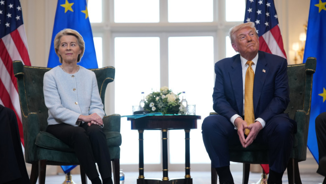 Trump avertizează că Statele Unite ar putea anula acorduri comerciale dacă Curtea Supremă nu îi dă câștig de cauză