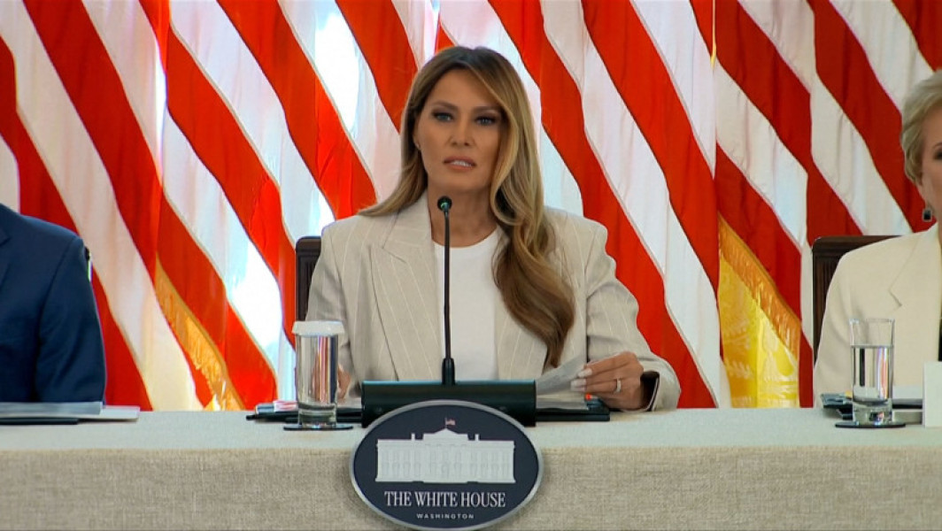 Melania Trump avertizează asupra pericolelor AI, în timp ce propune integrarea inteligenței artificiale în educație